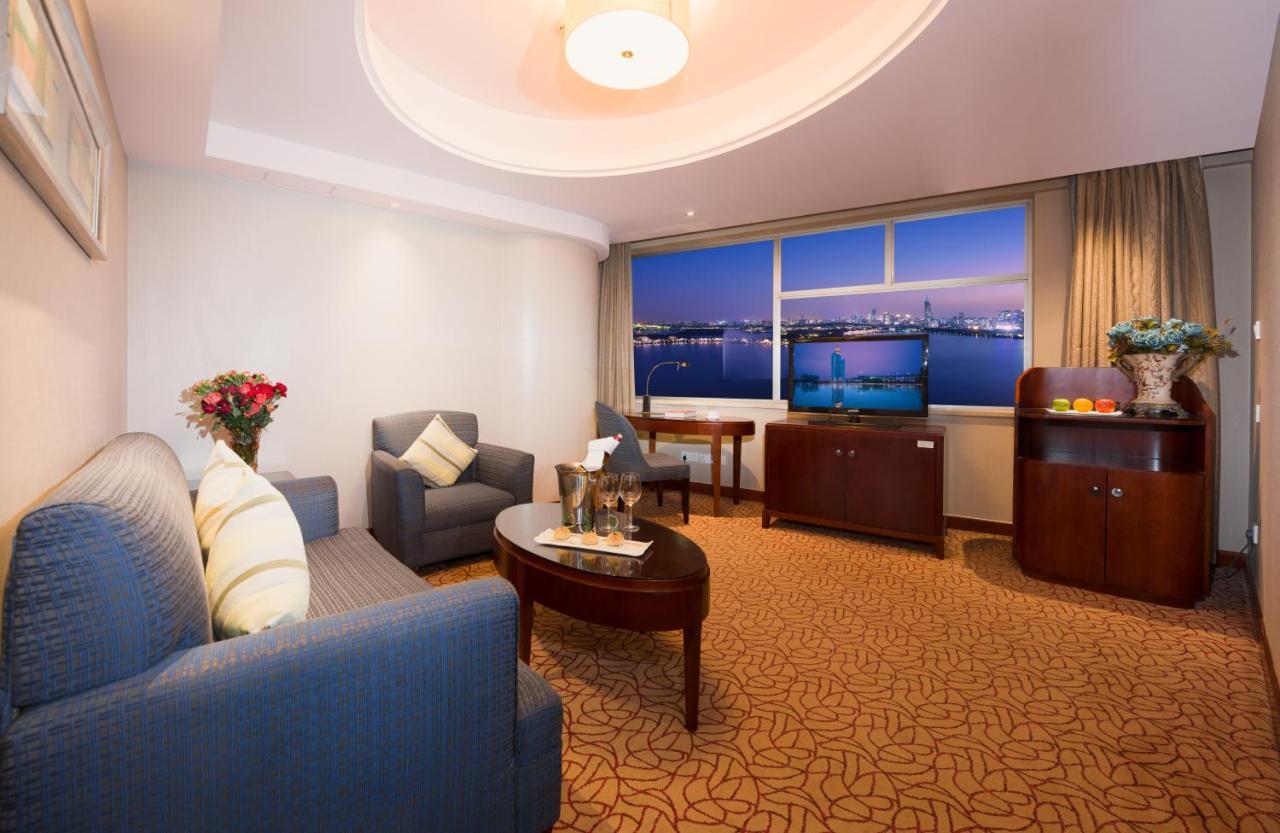 Shu Guang International Hotel Nanjing  Exterior foto