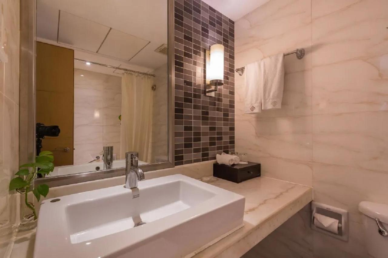 Shu Guang International Hotel Nanjing  Exterior foto