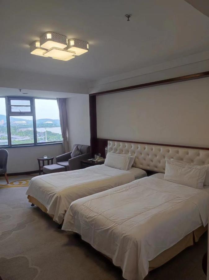 Shu Guang International Hotel Nanjing  Exterior foto