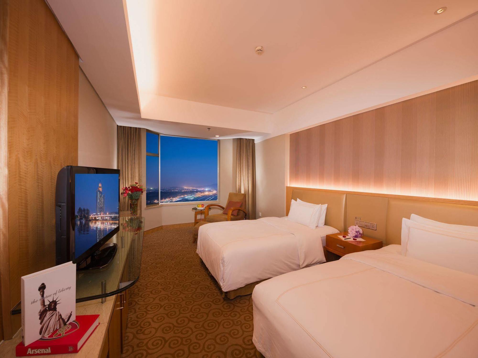 Shu Guang International Hotel Nanjing  Exterior foto